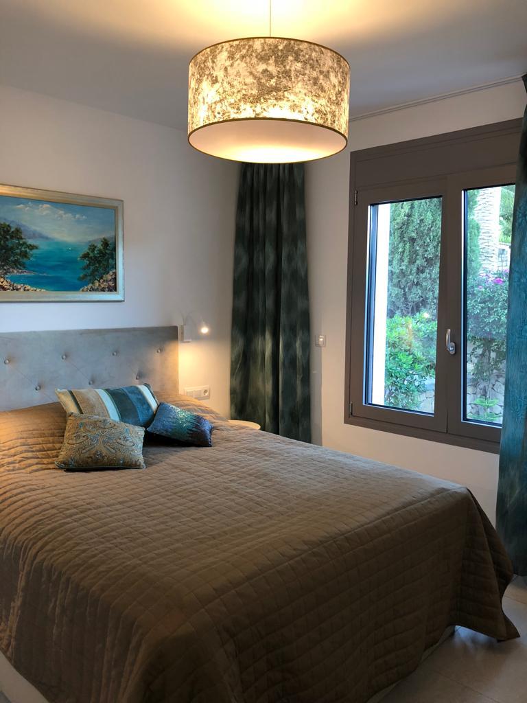 Villa i Calpe, Alicante, Spanien 4 sovrum, 200 kvm. Nr. 88948
