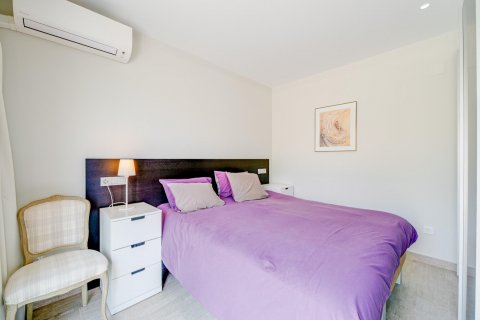 Villa for sale Finestrat, Alicante, Spain 5 bedrooms, 242 sq.m. No. 109013 - photo 13