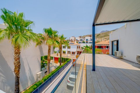 Villa for sale Finestrat, Alicante, Spain 5 bedrooms, 242 sq.m. No. 109013 - photo 30