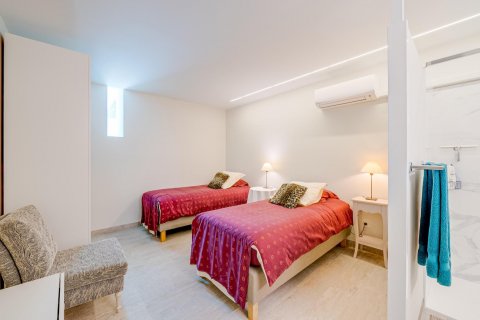 Villa for sale Finestrat, Alicante, Spain 5 bedrooms, 242 sq.m. No. 109013 - photo 23