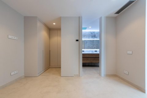 Apartamento en venta Benidorm, Alicante, España 3 dormitorios, 297 m2 No. 108992 - foto 23