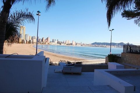 Apartamento en venta Benidorm, Alicante, España 3 dormitorios, 297 m2 No. 108992 - foto 2