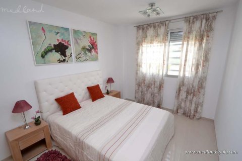 Apartament Torrevieja, Alicante, Hiszpania 3 sypialnie, 79 mkw. nr 108520 – zdjęcie 4