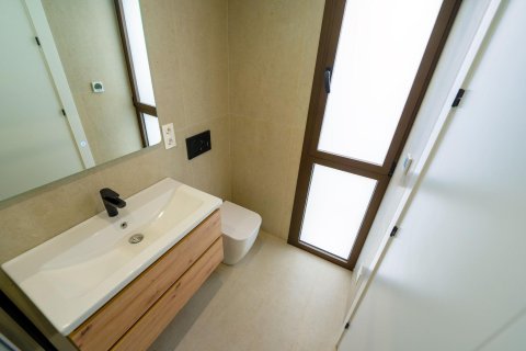Villa till salu Almoradi, Alicante, Spanien 3 sovrum, 140 kvm. Nr. 98325 - foto 13