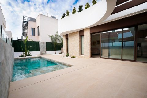 Villa till salu Almoradi, Alicante, Spanien 3 sovrum, 140 kvm. Nr. 98325 - foto 6