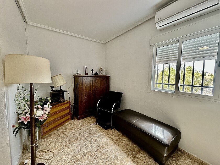 Villa Alicante, Spānijā 6 istabas, 270 m2 Nr. 103341