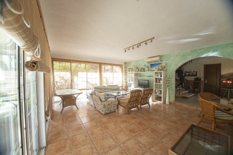 House zum Verkauf Salou, Tarragona, Spanien 4 Schlafzimmer, 340 m2 Nr. 95232 - Foto 26