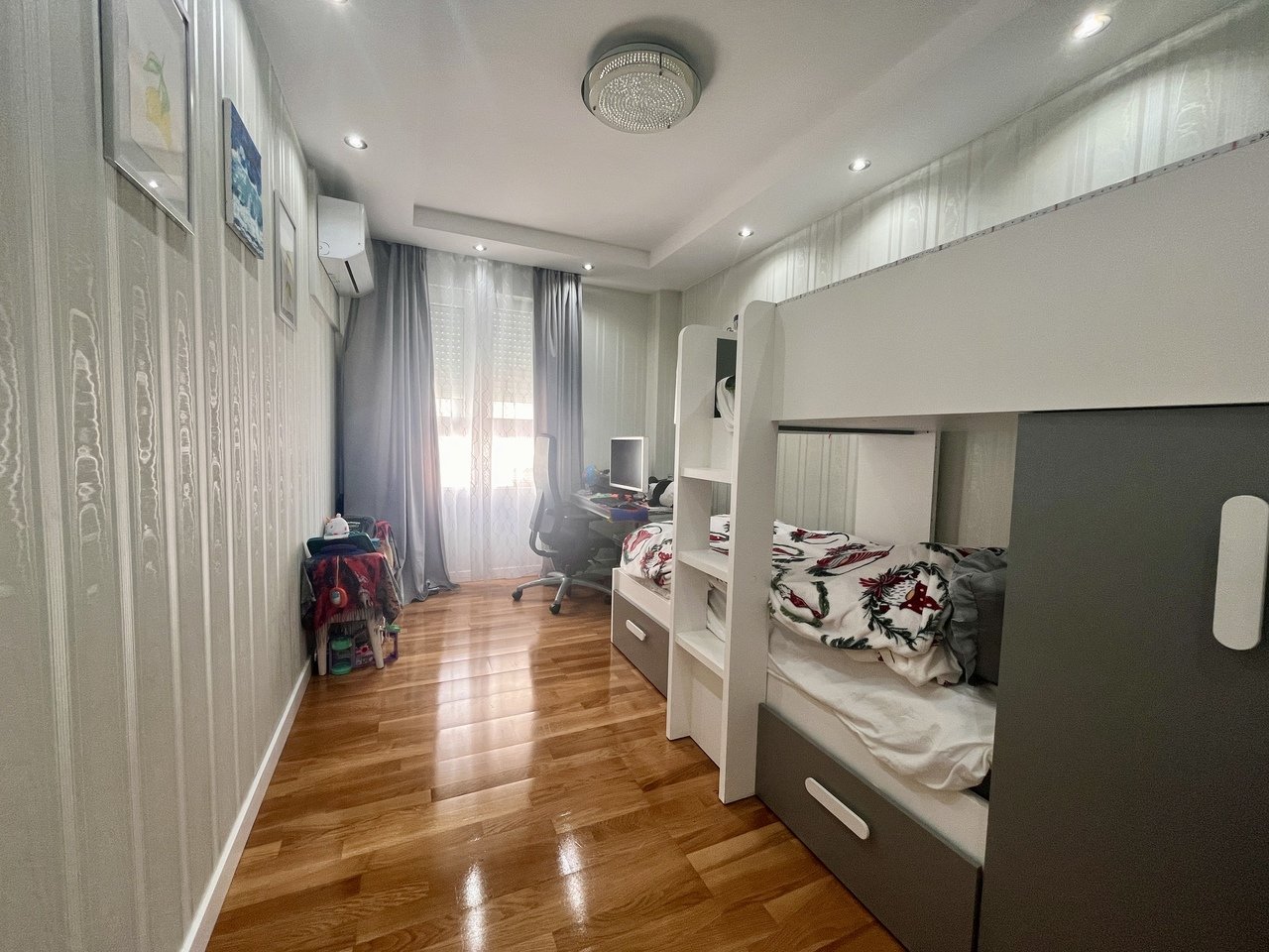 Apartment à Torrevieja, Alicante, Espagne 3 chambres, 101 m2 No. 117467