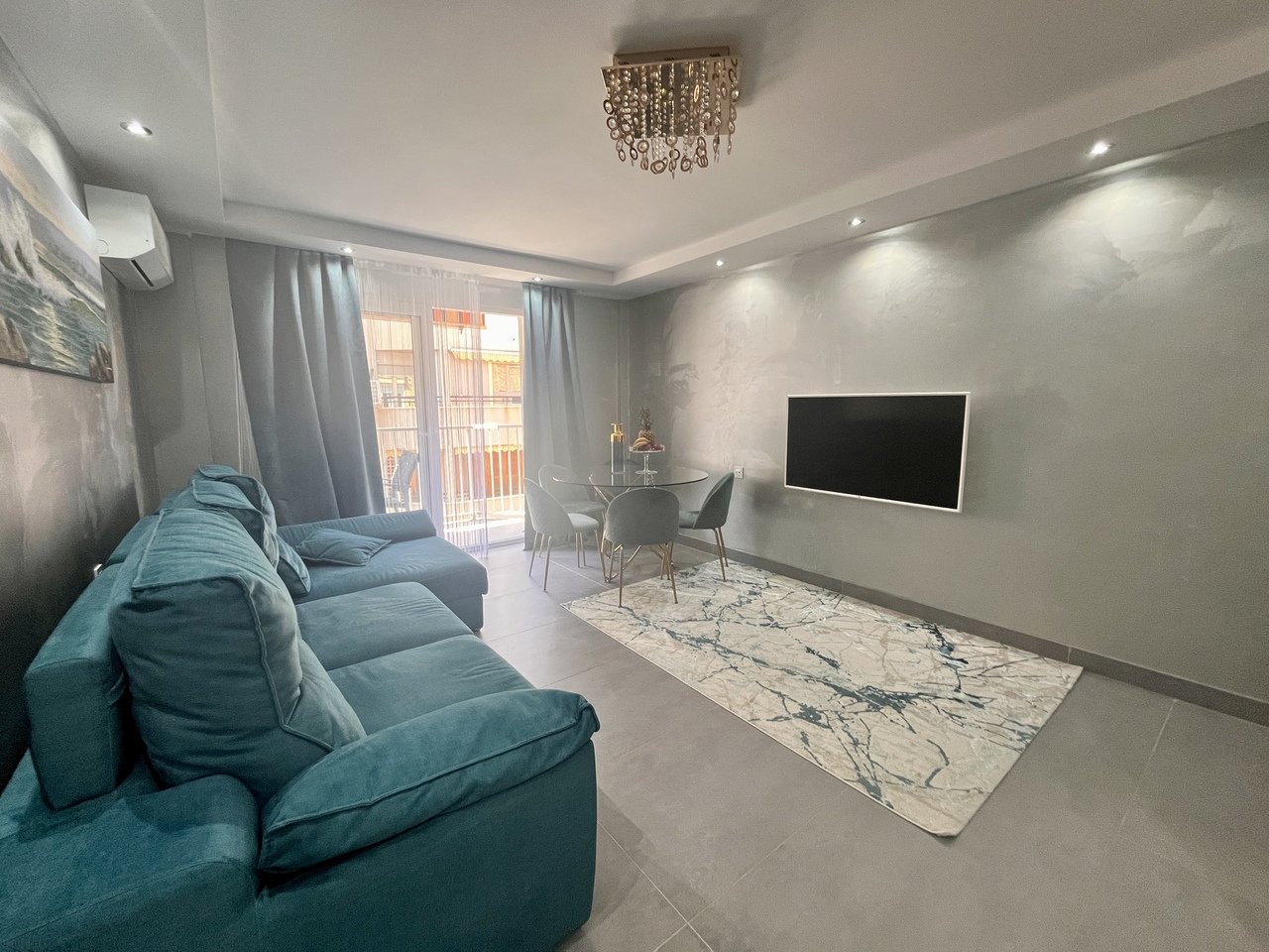 Apartment à Torrevieja, Alicante, Espagne 3 chambres, 101 m2 No. 117467