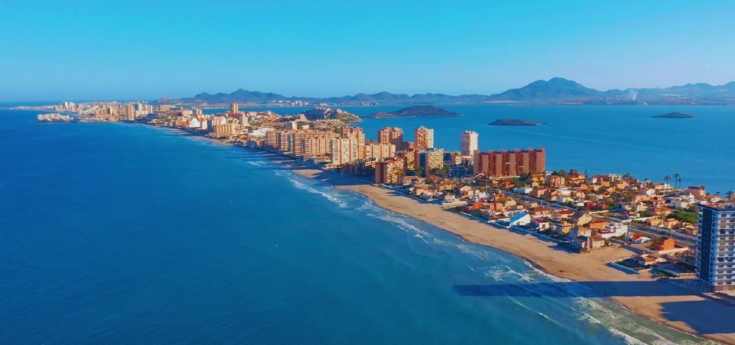 Townhouse à La Manga del Mar Menor, Murcia, Espagne 2 chambres, 97 m2 No. 94996