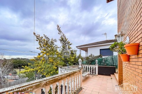 Villa à vendre Dosrius, Barcelona, Espagne, 4 chambres, 240 m2 No. 93456 - photo 4