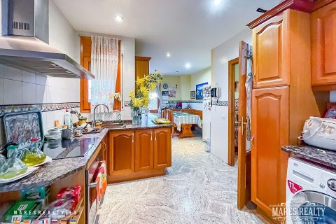Villa à vendre Dosrius, Barcelona, Espagne, 4 chambres, 240 m2 No. 93456 - photo 11