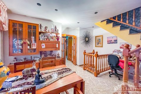 Villa à vendre Dosrius, Barcelona, Espagne, 4 chambres, 240 m2 No. 93456 - photo 8