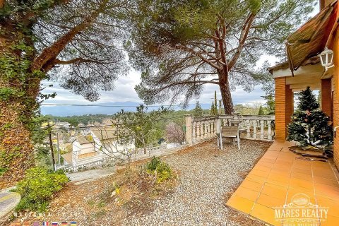 Villa à vendre Dosrius, Barcelona, Espagne, 4 chambres, 240 m2 No. 93456 - photo 3