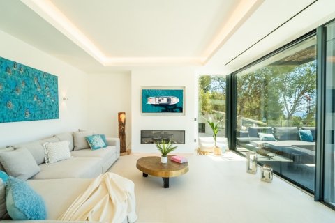 Villa for sale El Camp De Mar, Mallorca, Spain 4 bedrooms, 450 sq.m. No. 109937 - photo 3