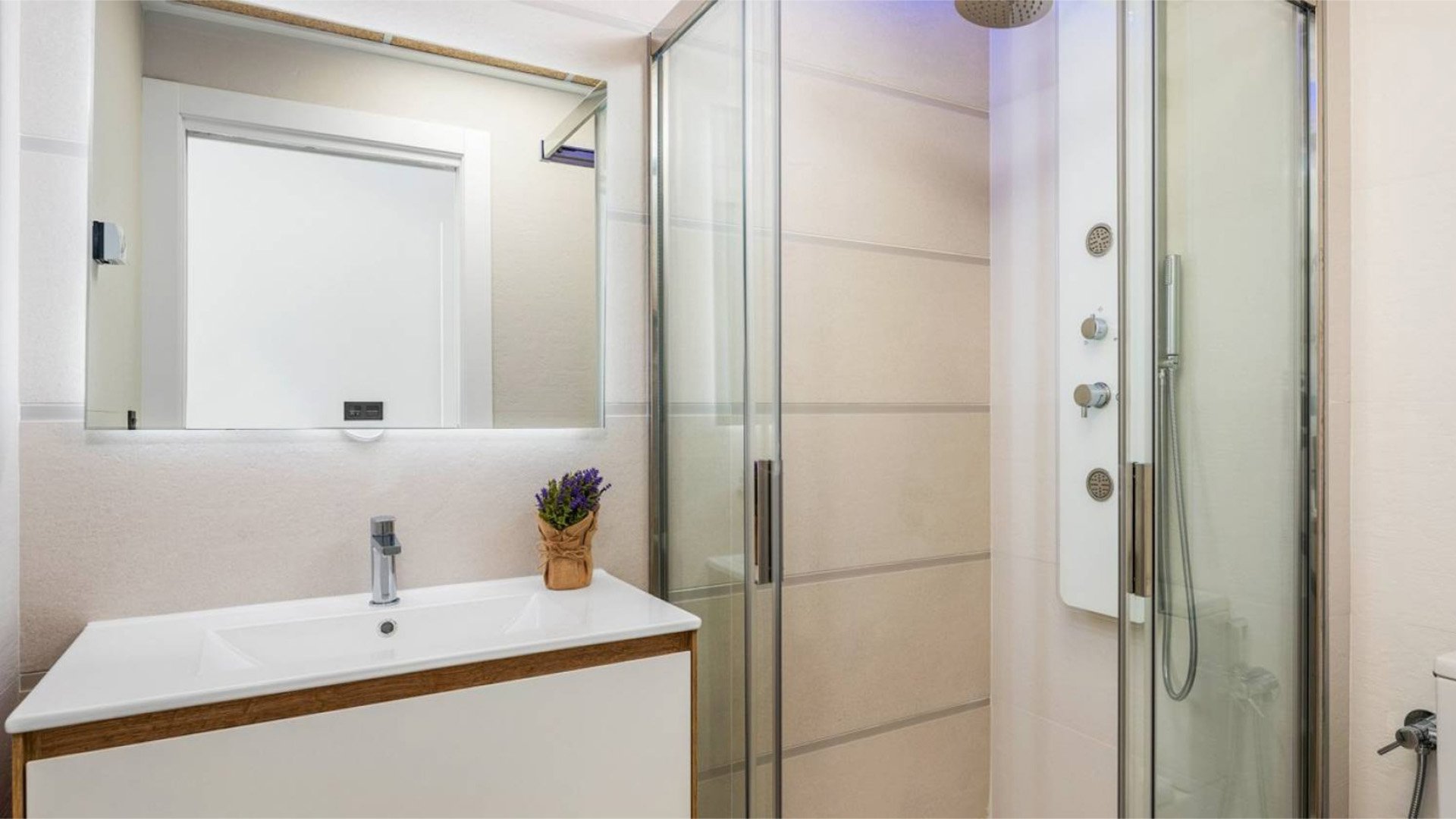 Bungalowi Balcones de VIVI, Torrevieja, Alicante, Espanja 3 makuuhuonetta, 70.71 m2 No. 89796