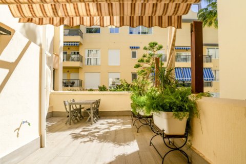 Apartment à vendre Estepona, Malaga, Espagne, 2 chambres, 60.62 m2 No. 117299 - photo 5