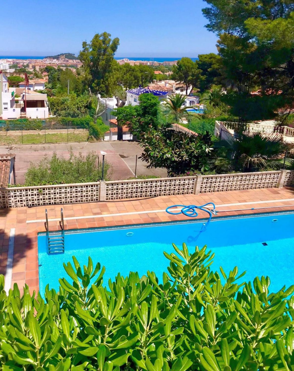 Villa a Denia, Alicante, Spagna 6 camere da letto, 607 mq. N° 100654