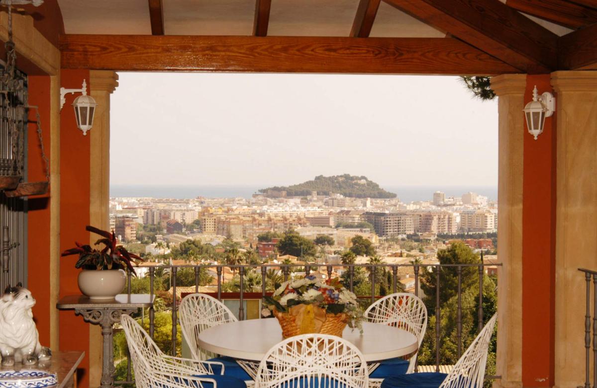 Villa a Denia, Alicante, Spagna 6 camere da letto, 607 mq. N° 100654