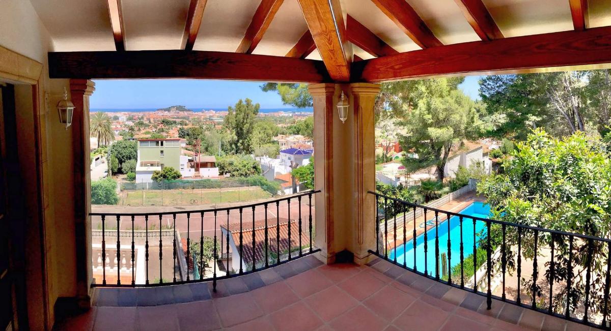 Villa a Denia, Alicante, Spagna 6 camere da letto, 607 mq. N° 100654