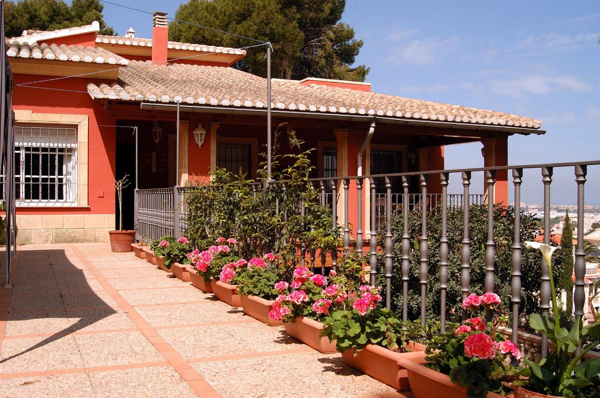 Villa a Denia, Alicante, Spagna 6 camere da letto, 607 mq. N° 100654