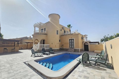 Villa à vendre Benijofar, Alicante, Espagne, 4 chambres, 124 m2 No. 100650 - photo 1