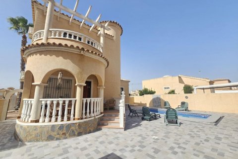 Villa à vendre Benijofar, Alicante, Espagne, 4 chambres, 124 m2 No. 100650 - photo 3