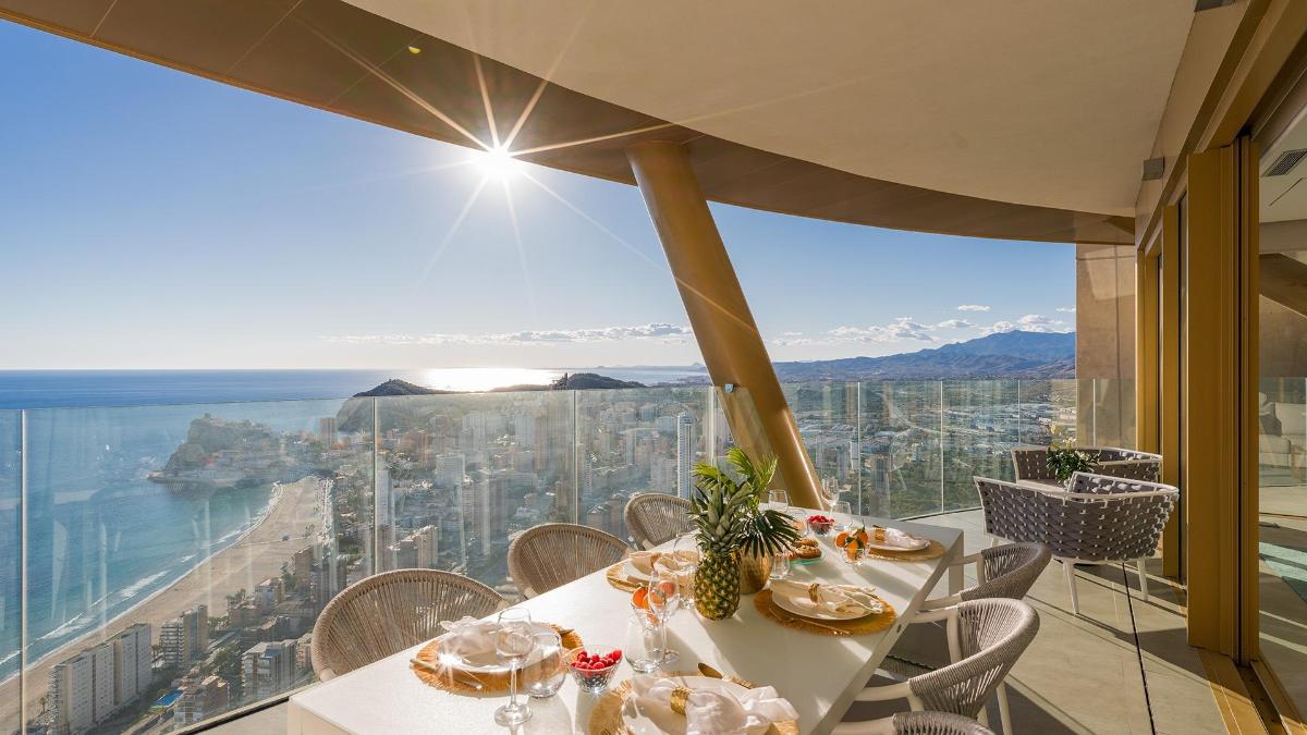 Huoneisto Benidorm, Alicante, Espanja 8 makuuhuonetta, 565 m2 No. 100651