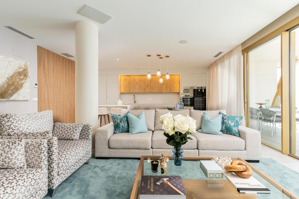 Huoneisto Benidorm, Alicante, Espanja 8 makuuhuonetta, 565 m2 No. 100651