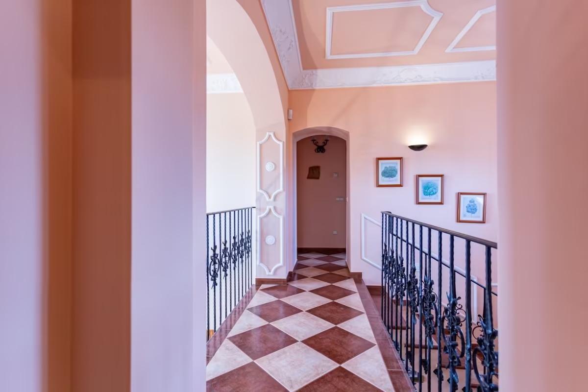 Villa i Denia, Alicante, Spanien 4 sovrum, 442 kvm. Nr. 100655