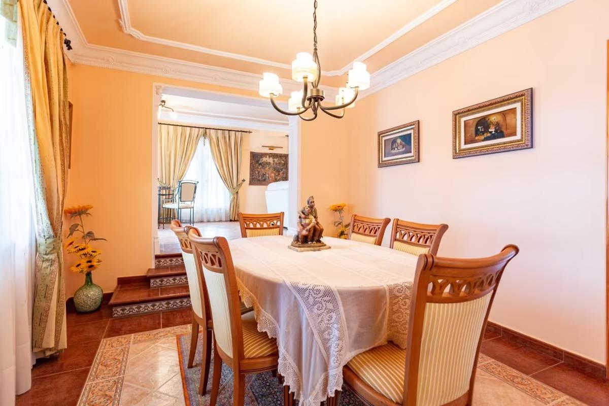 Villa i Denia, Alicante, Spanien 4 sovrum, 442 kvm. Nr. 100655