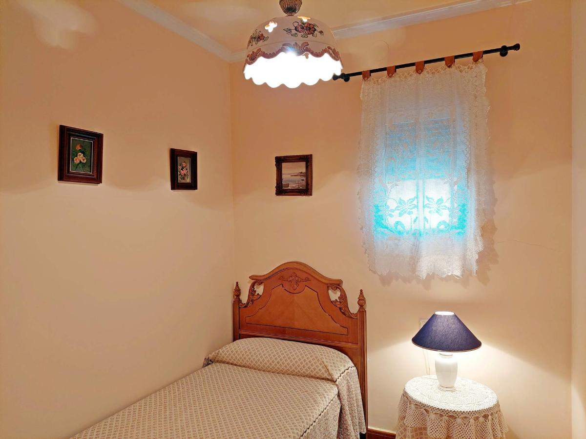 Villa i Denia, Alicante, Spanien 4 sovrum, 442 kvm. Nr. 100655