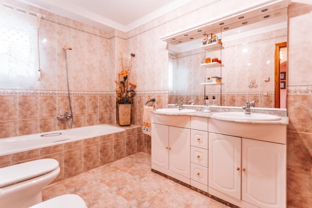 Villa i Denia, Alicante, Spanien 4 sovrum, 442 kvm. Nr. 100655